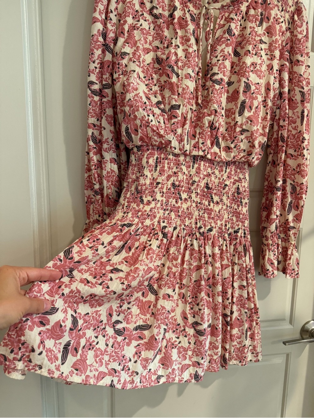 Tie-Neck Smocked Waist Mini Dress Pink Floral Size Medium - Picture 5 of 11